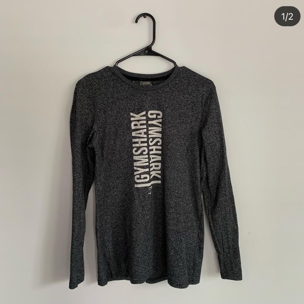 GYMSHARK Longsleeve